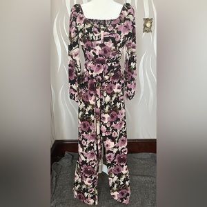 Brand new , brand lily rose , size x small , 41 1/2 inches long from waist down